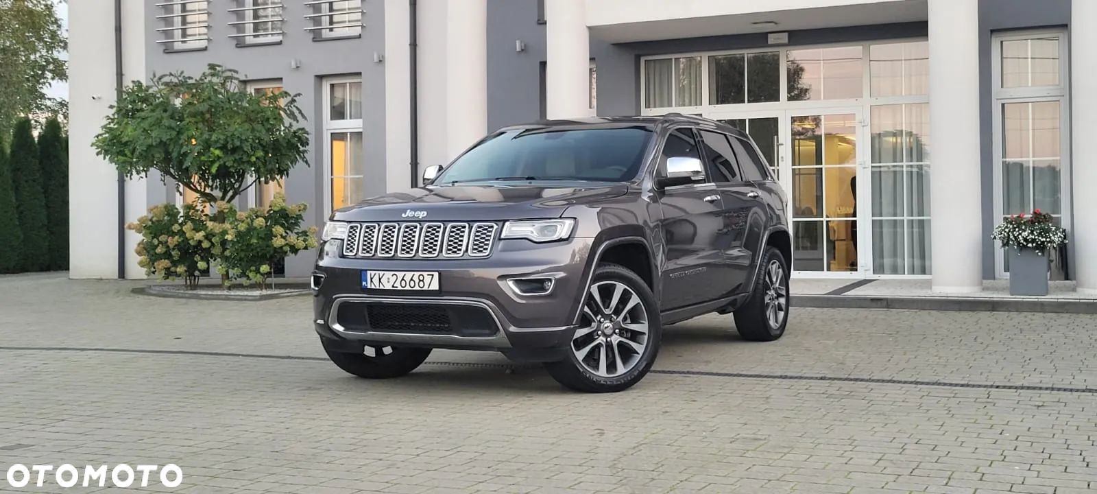 Jeep Grand Cherokee 5.7 V8 HEMI Overland
