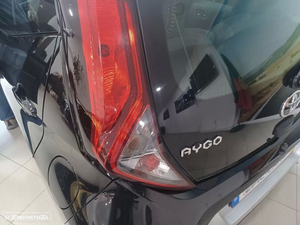 Toyota Aygo x-play club - 24