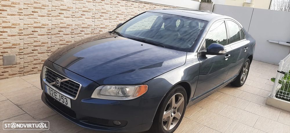 Volvo S80 2.4 D5 Nivel 3 - 2