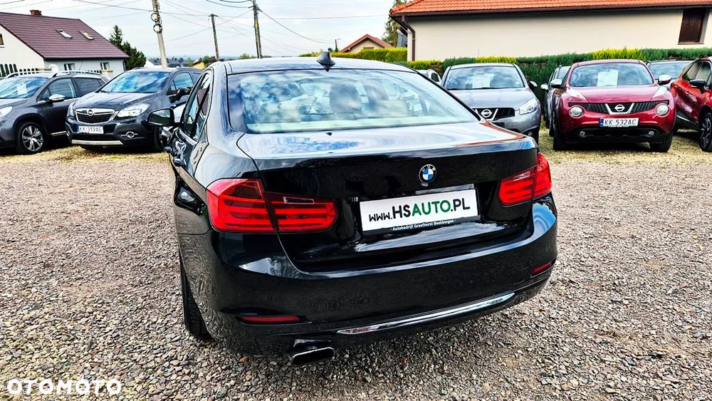BMW Seria 3 320i Efficient Dynamics Edition Luxury Line - 18