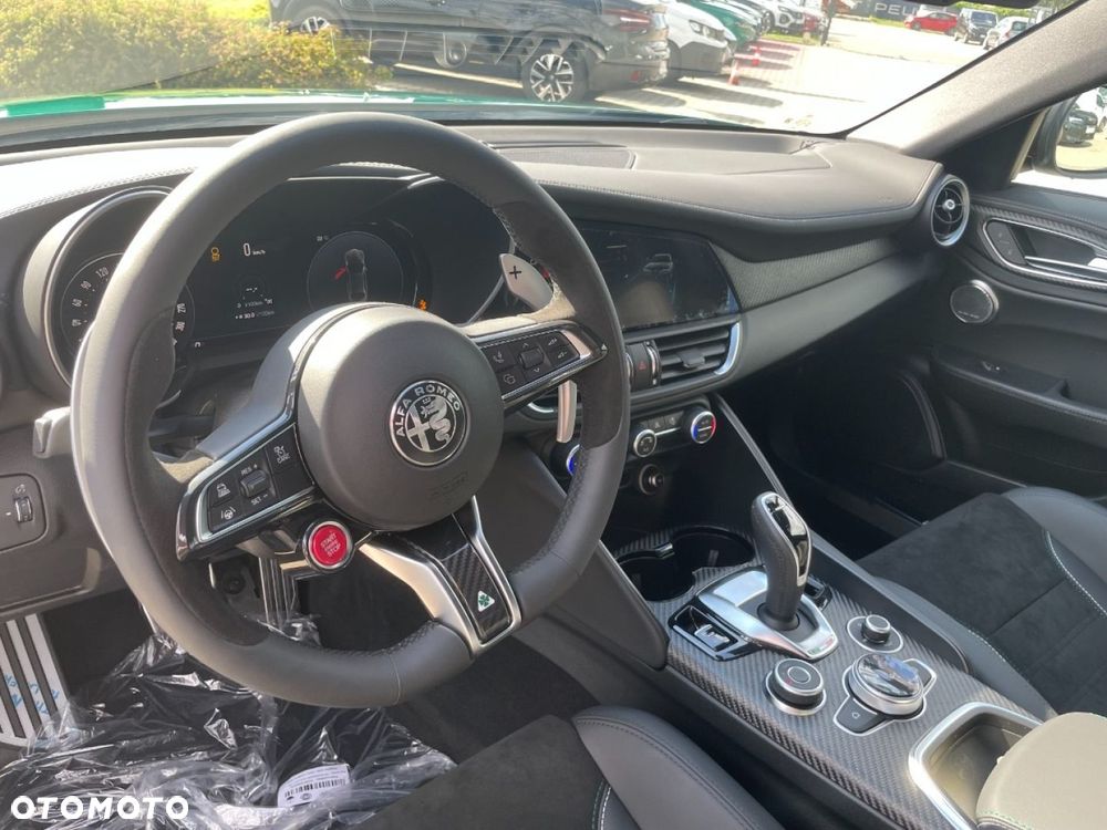 Alfa Romeo Giulia - 18