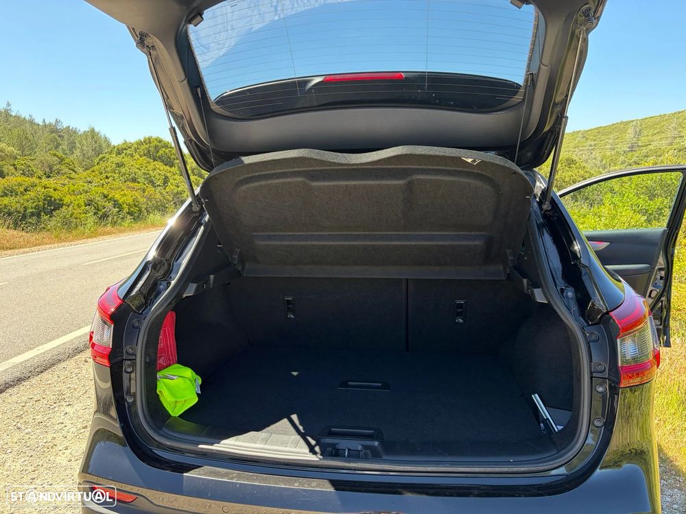 Nissan Qashqai 1.3 DIG-T N-Connecta - 16