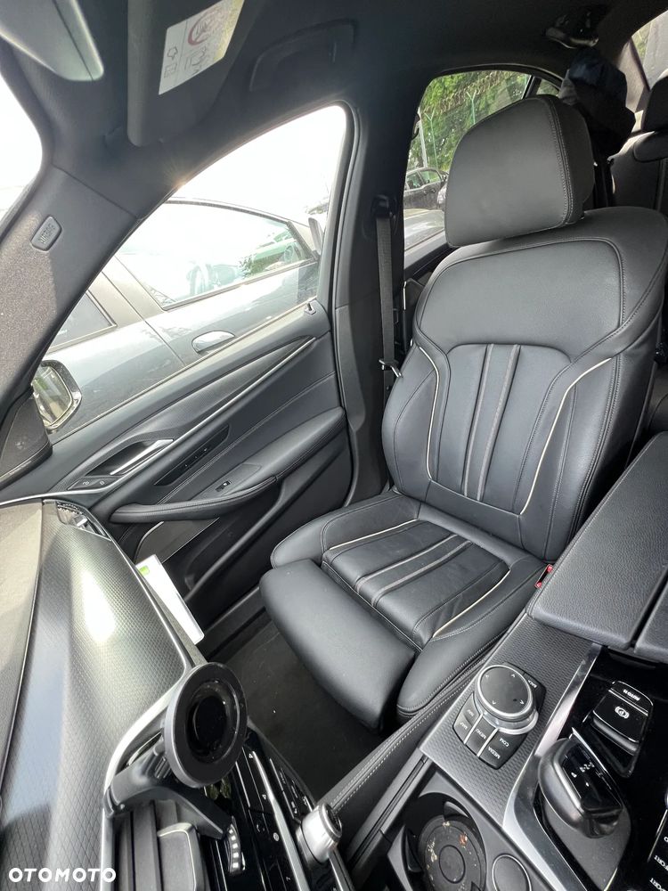 BMW Seria 5 540i xDrive mHEV M Sport sport - 19