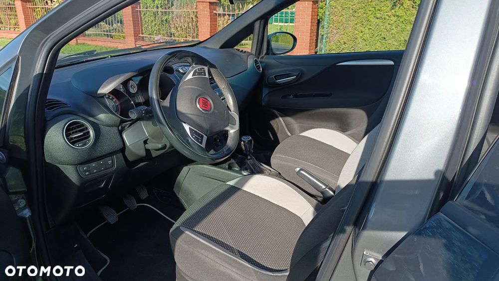 Fiat Punto 1.4 Easy S&S - 13