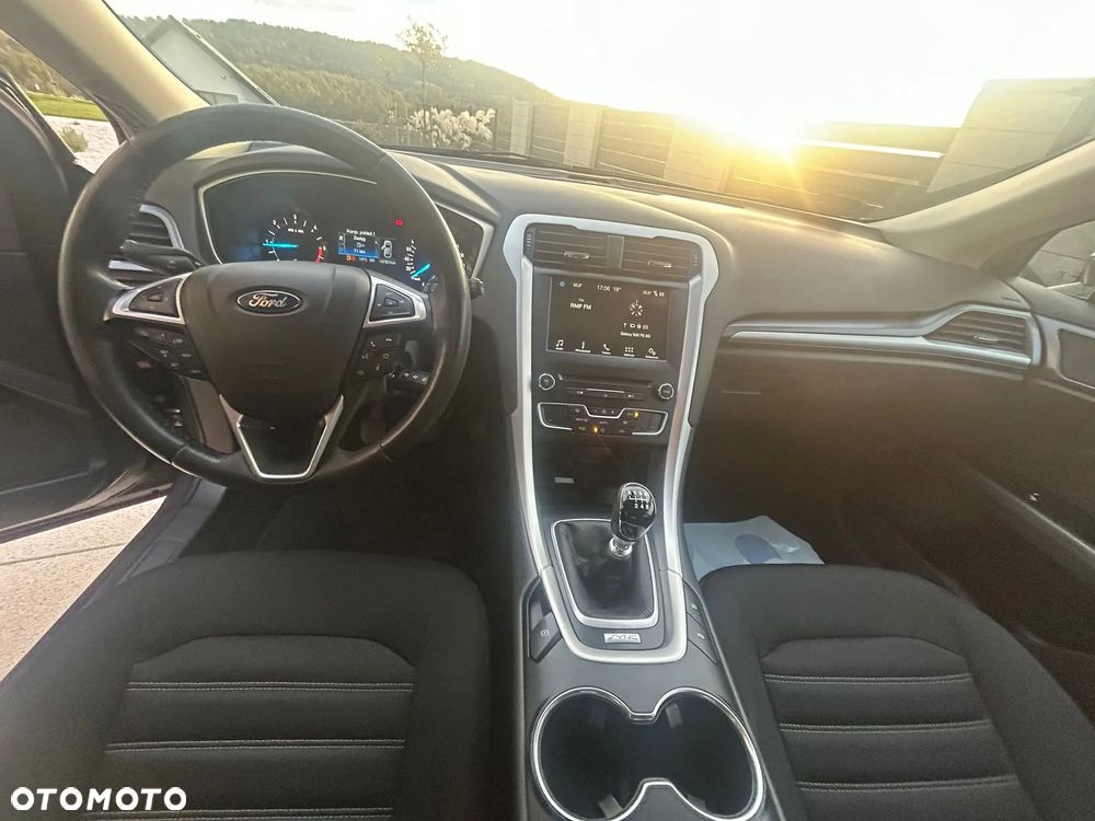 Ford Mondeo 1.5 TDCi Trend - 12