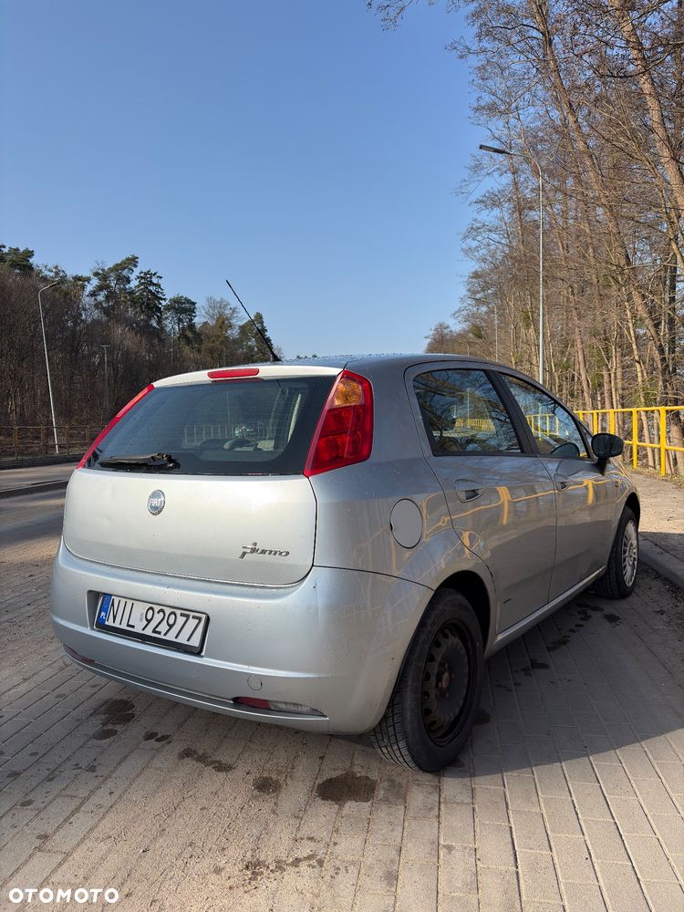 Fiat Grande Punto - 5