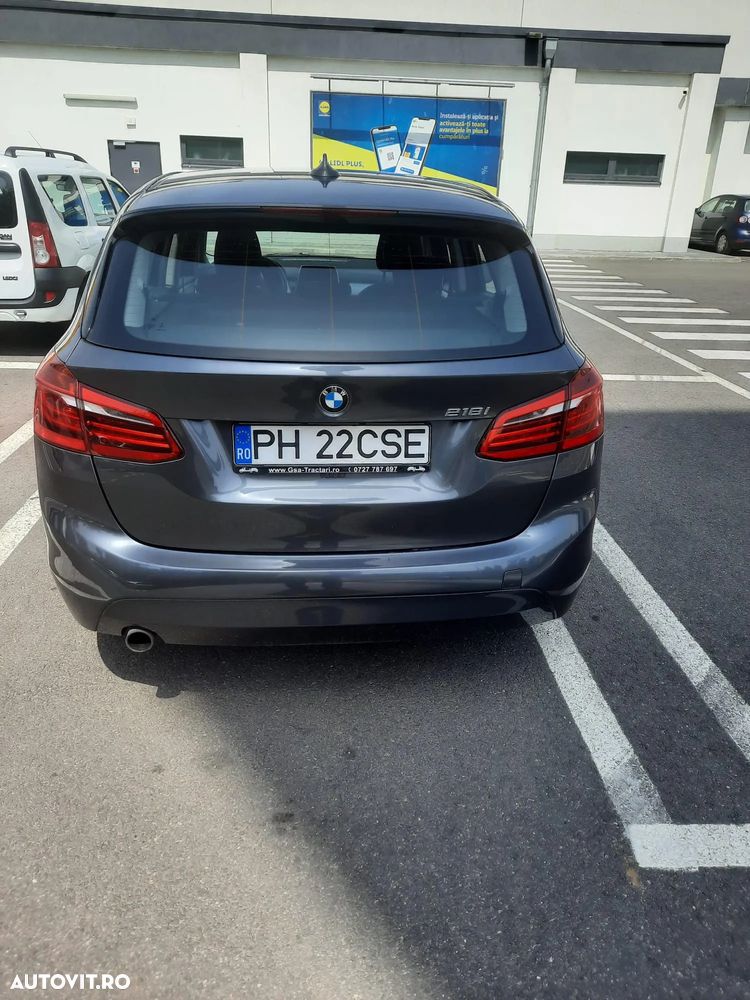 BMW Seria 2 218i - 2
