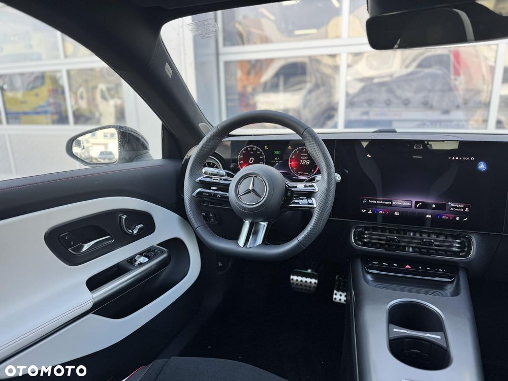 Mercedes-Benz CLA 200 mHEV 4-Matic 8G-DCT - 14