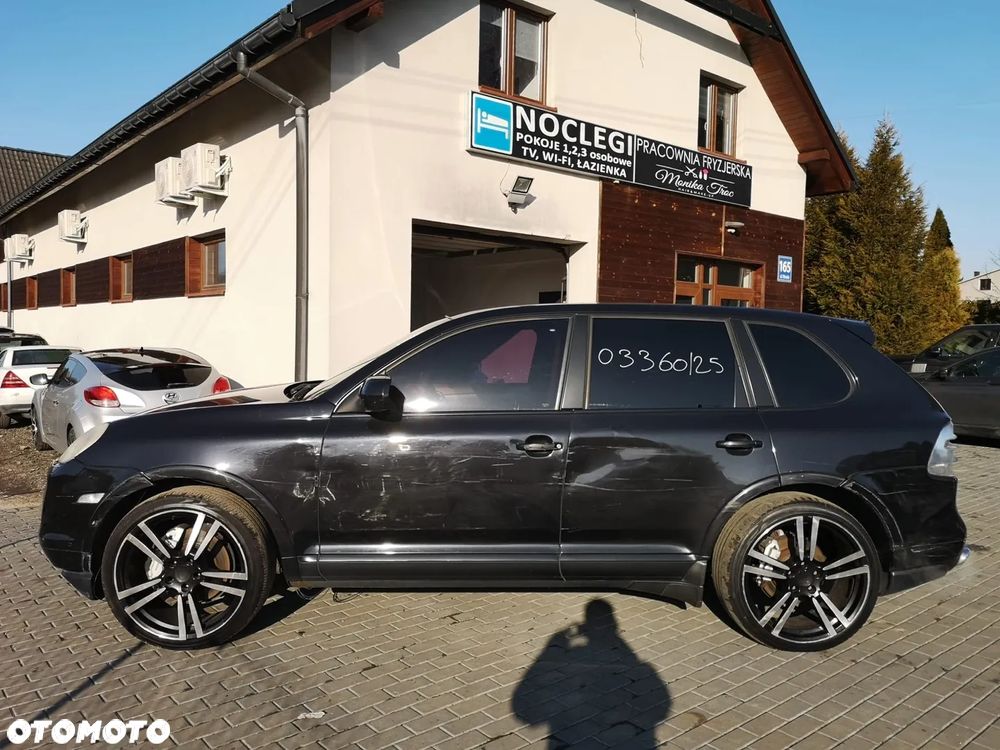Porsche Cayenne - 3