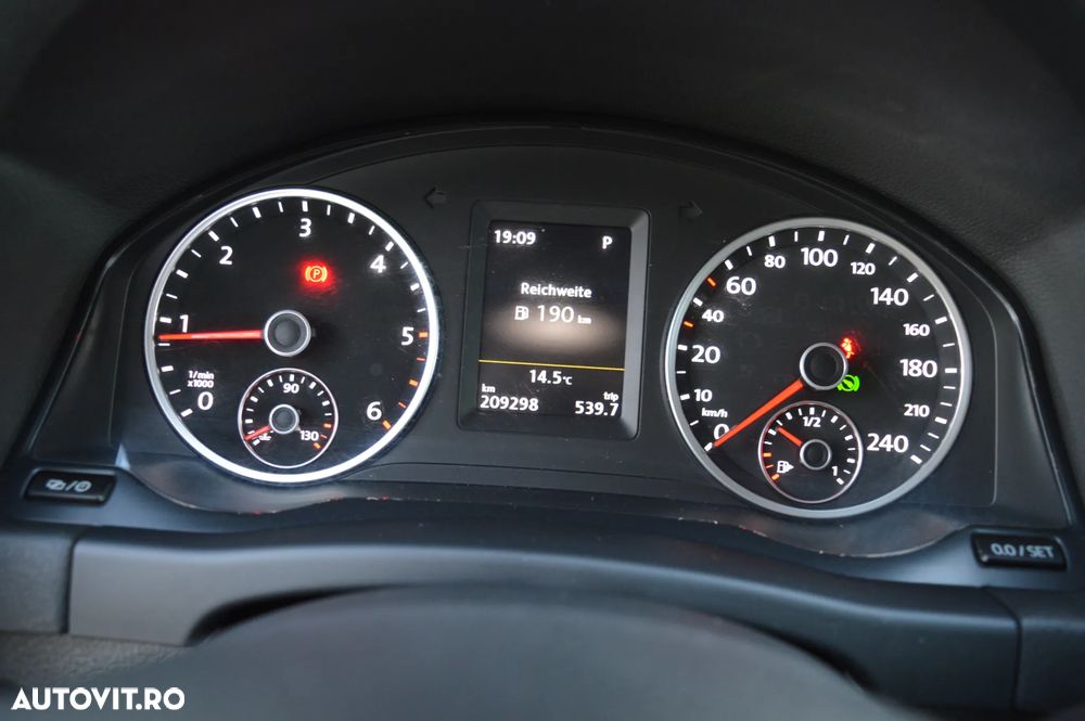 Volkswagen Tiguan 2.0 TDI DPF 4Motion BlueMotion Technology DSG Cup Sport & Style - 36