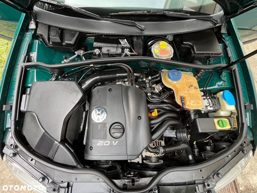 Volkswagen Passat - 21