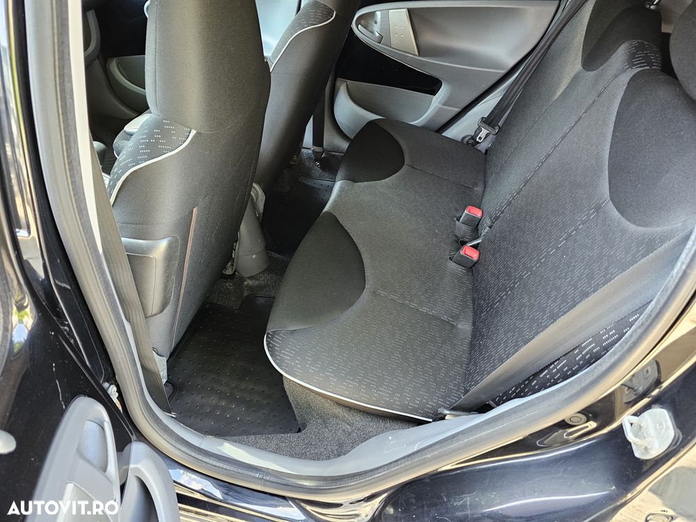 Peugeot 107 (70) 68 2-Tronic Active - 12