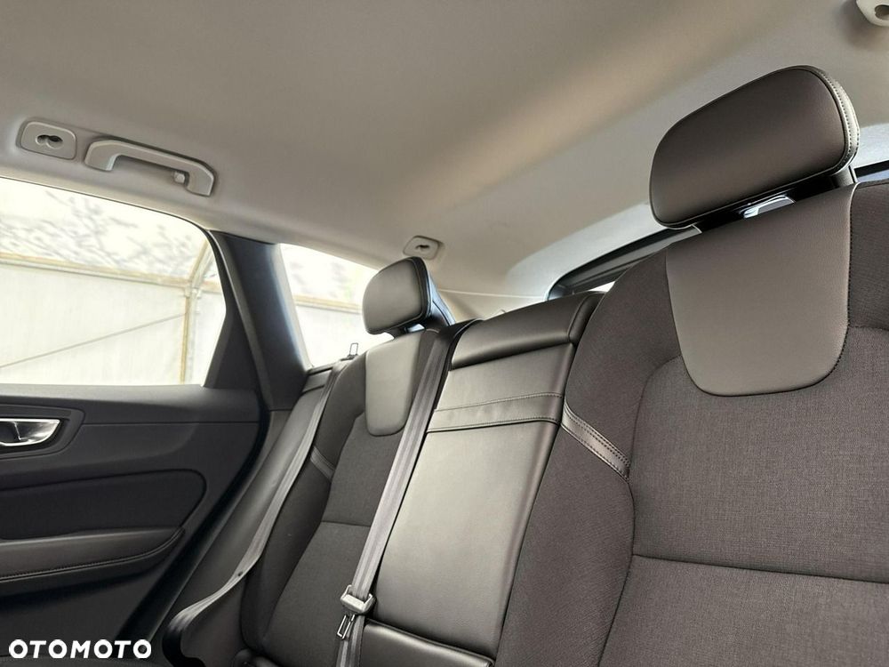 Volvo XC 60 - 19