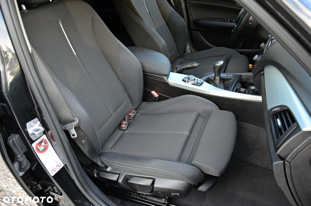 BMW Seria 1 - 38