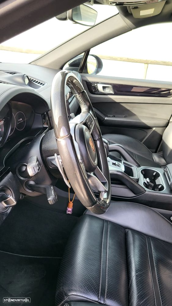 Porsche Cayenne E-Hybrid - 24