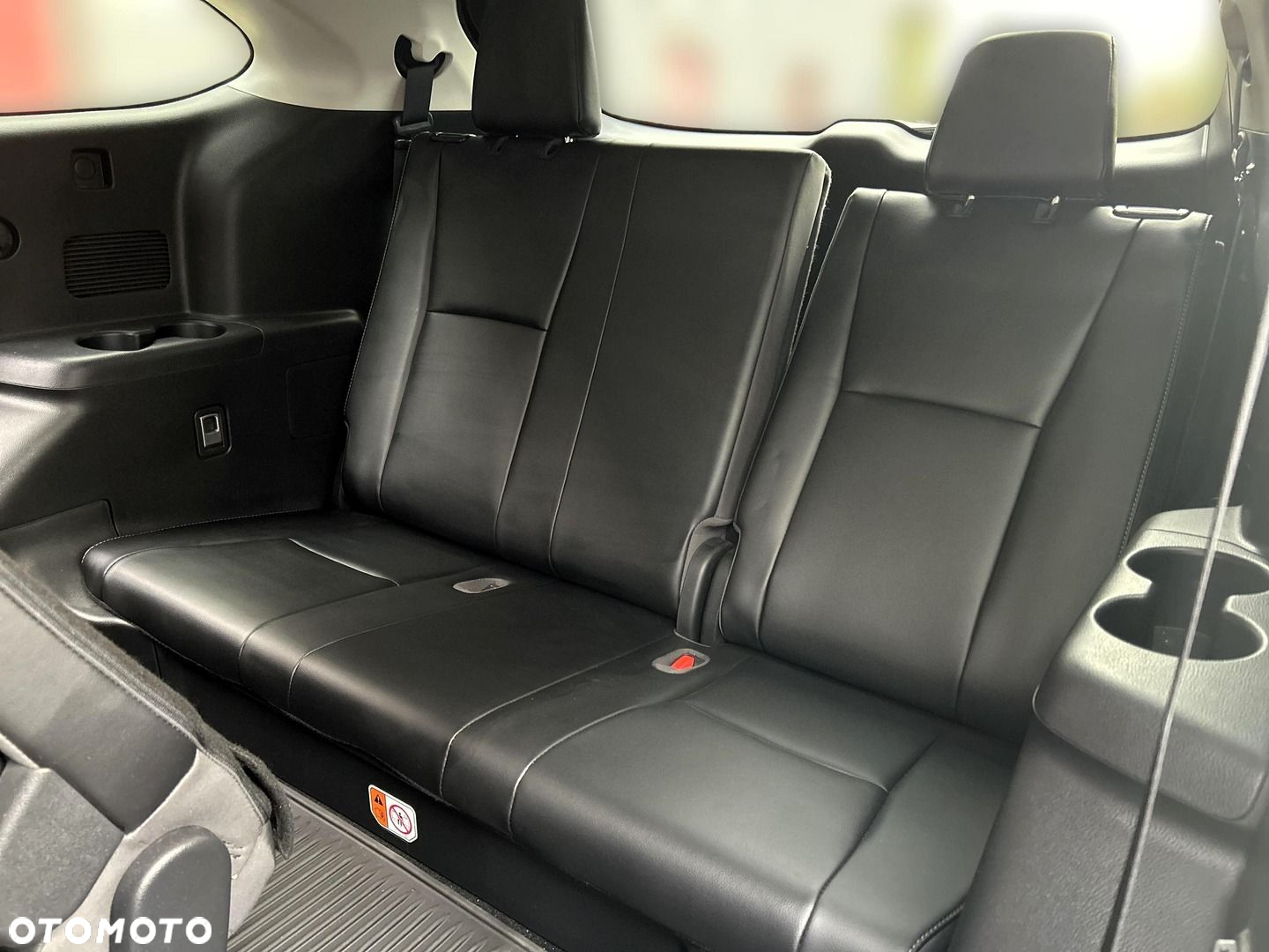 Toyota Highlander - 16