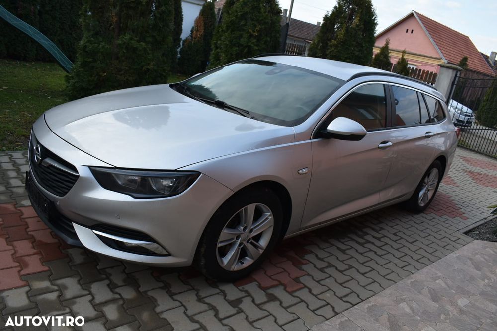 Opel Insignia - 1
