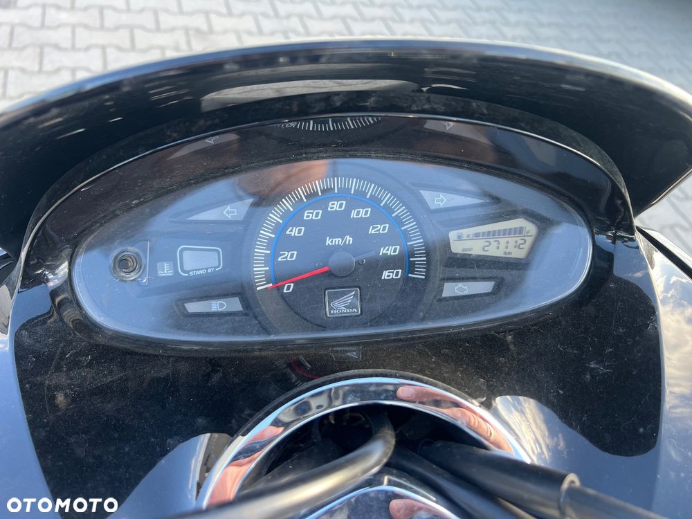 Honda PCX - 8