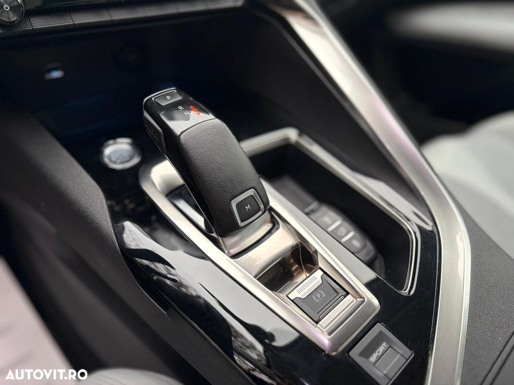 Peugeot 3008 BlueHDi 130 Stop & Start EAT8 Allure - 30