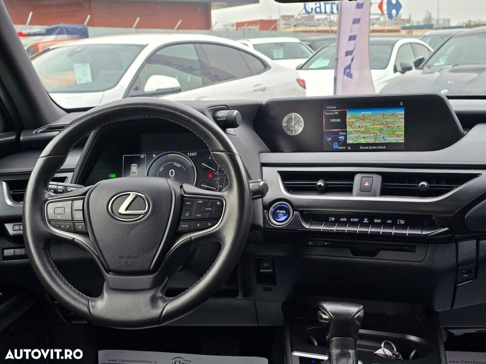 Lexus UX 250h Business Edition - 34