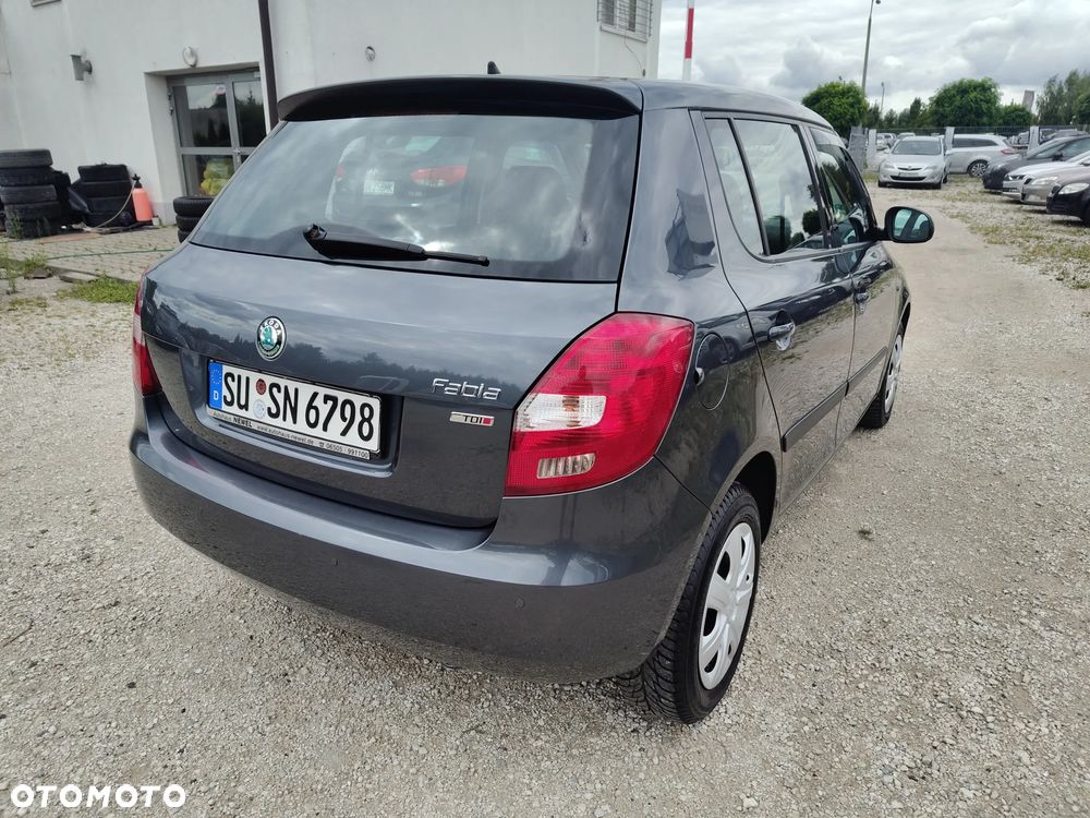 Skoda Fabia - 6
