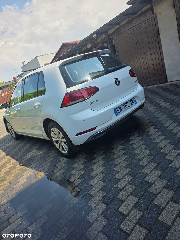 Volkswagen Golf - 2