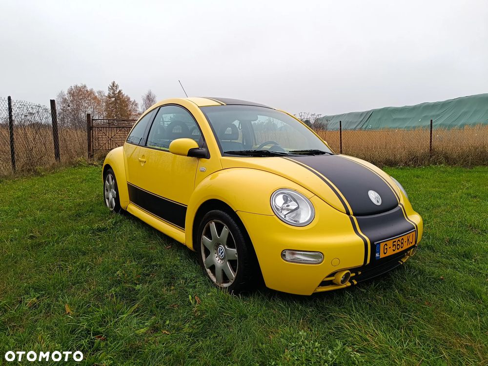 Volkswagen New Beetle - 1