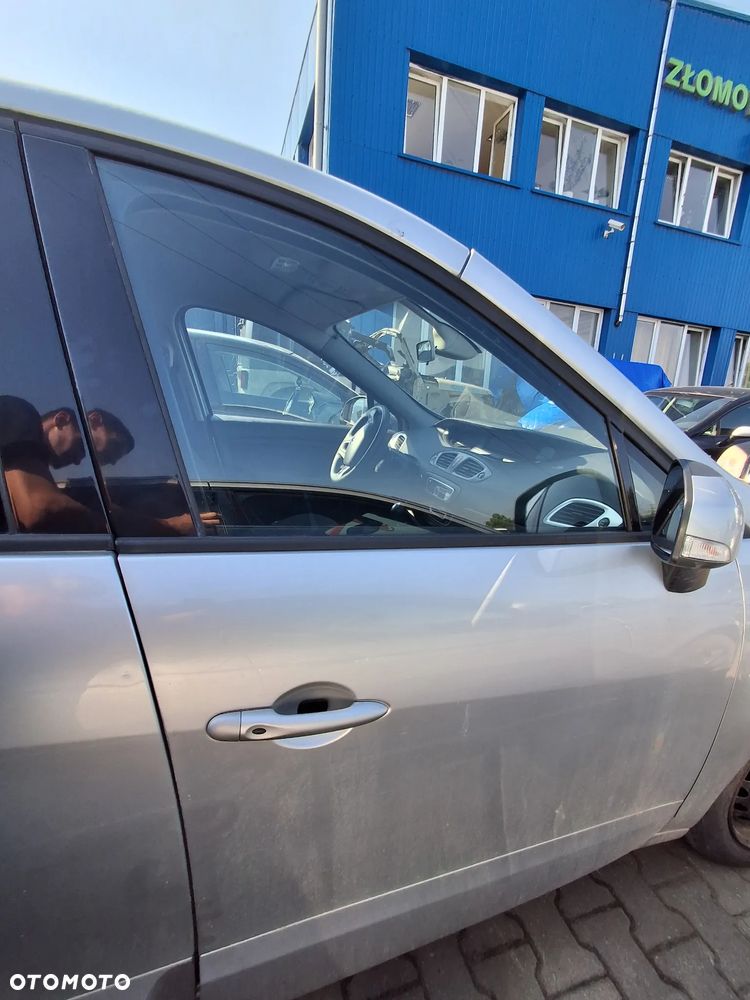 RENAULT SCENIC III 08-12 na części - 4
