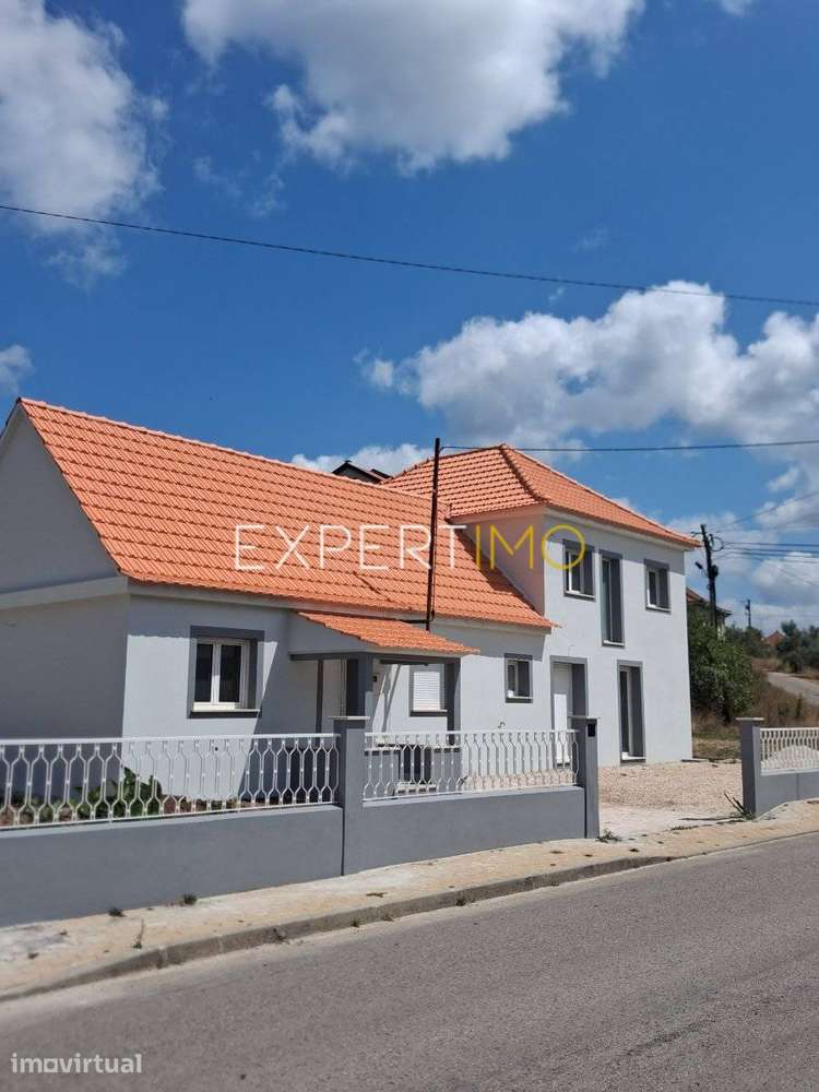 Moradia T4 150M2 Totalmente renovada Concelho de Pombal/ Leiria - Grande imagem: 4/26
