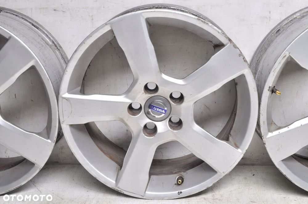 VOLVO V50 S40 II C30 V40 II FELGI ALUMINIOWE R17" 7J 5X108 ET 52.5 31290177 - 5