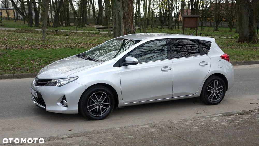 Toyota Auris - 27