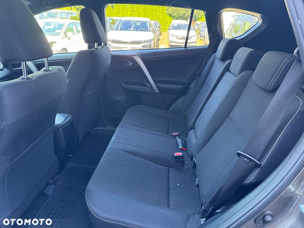 Toyota RAV4 2.0 D-4D Premium 4x2 - 12