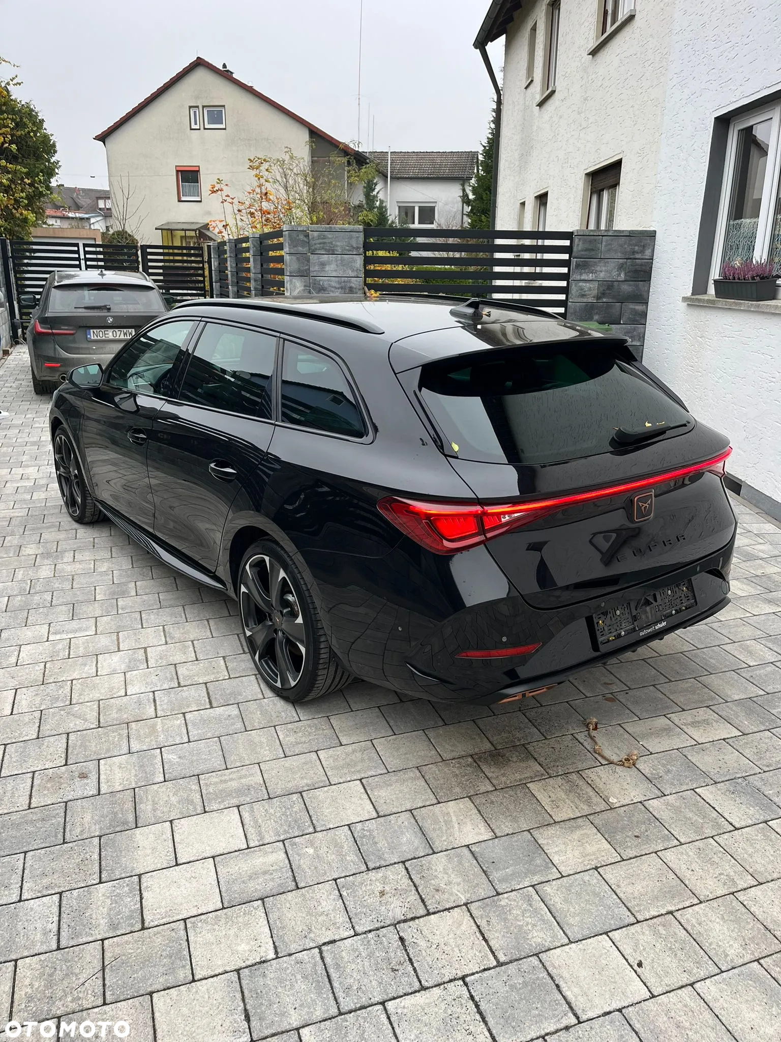 Cupra Leon Sportstourer 1.5 eTSI DSG - 3