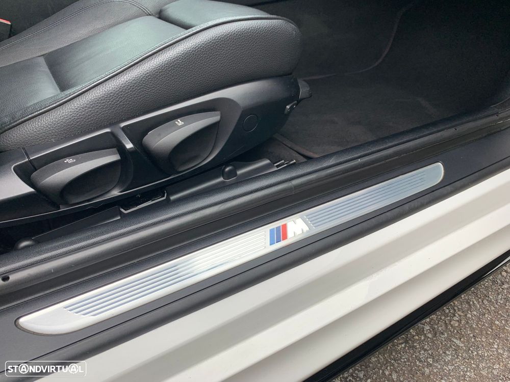 BMW 320 d Coupe Edição M - 20