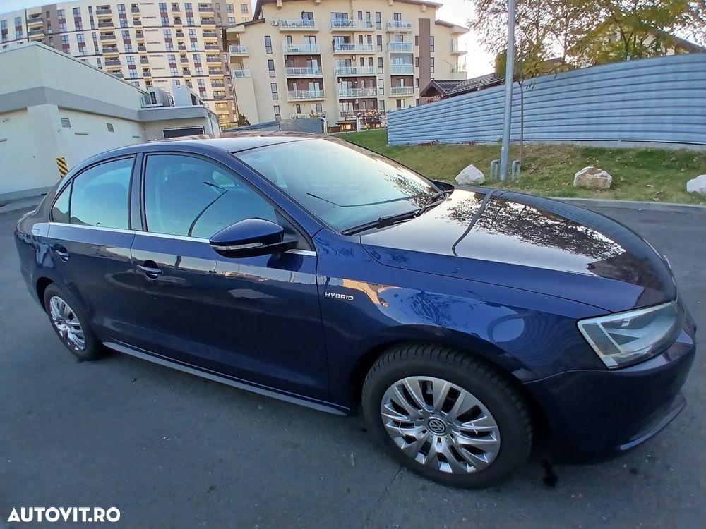 Volkswagen Jetta 1.4 Hybrid DSG - 4