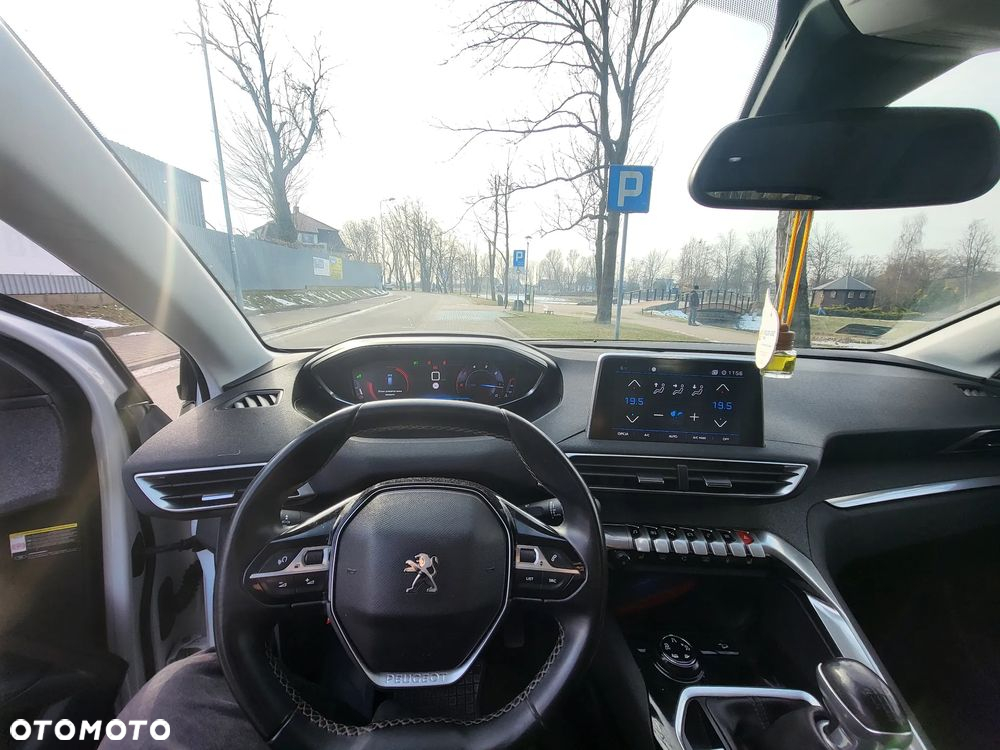 Peugeot 3008 BlueHDi 130 Stop & Start Allure - 22