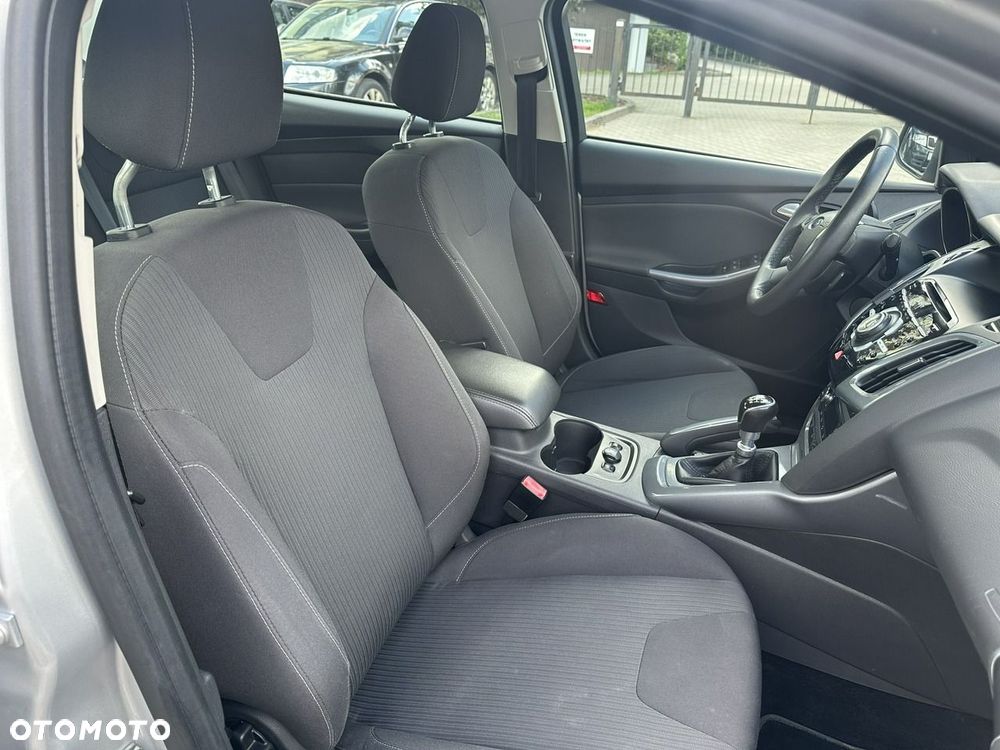 Ford Focus - 17