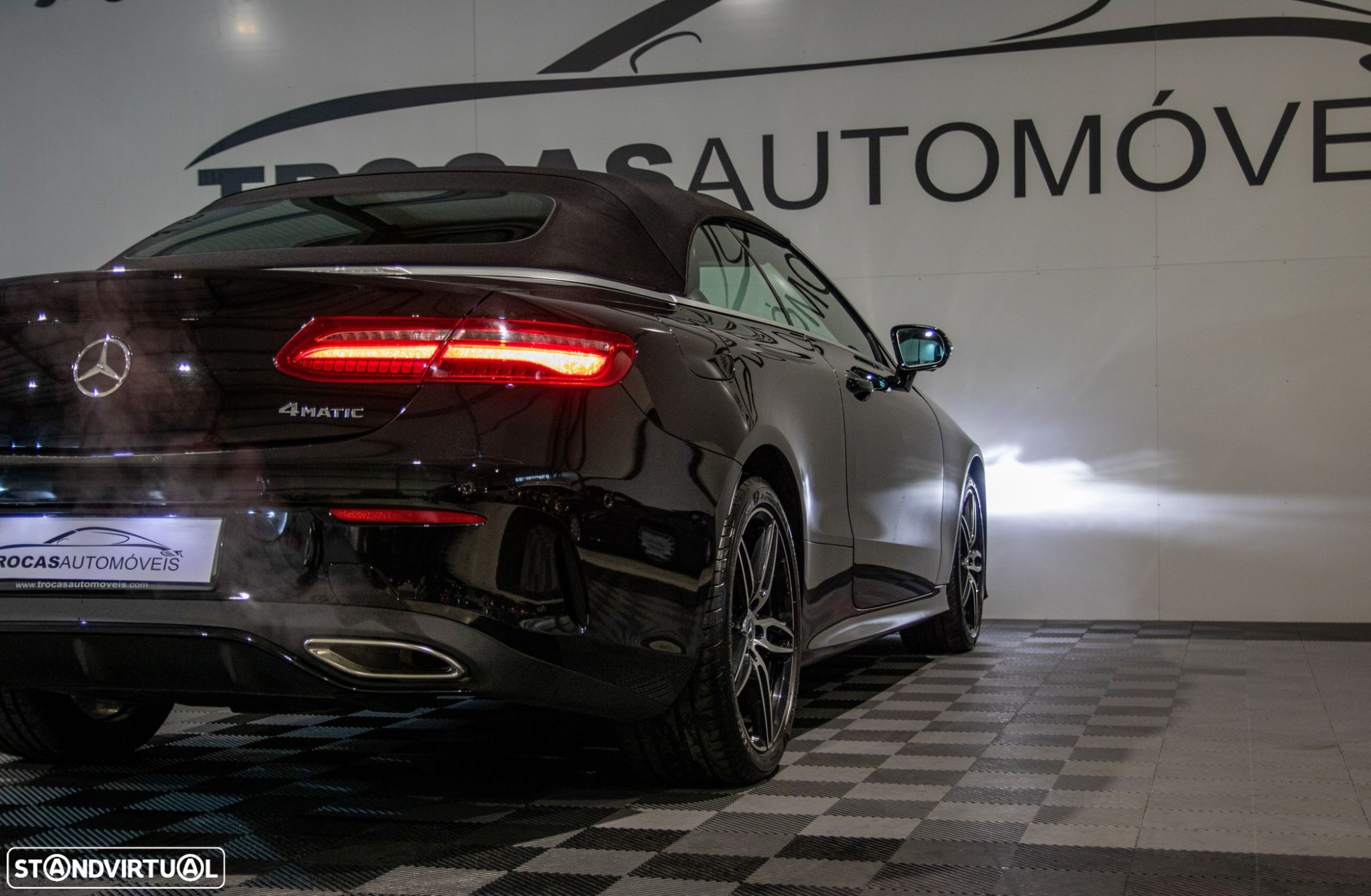 Mercedes-Benz E 450 4-Matic AMG Line Aut. - 27