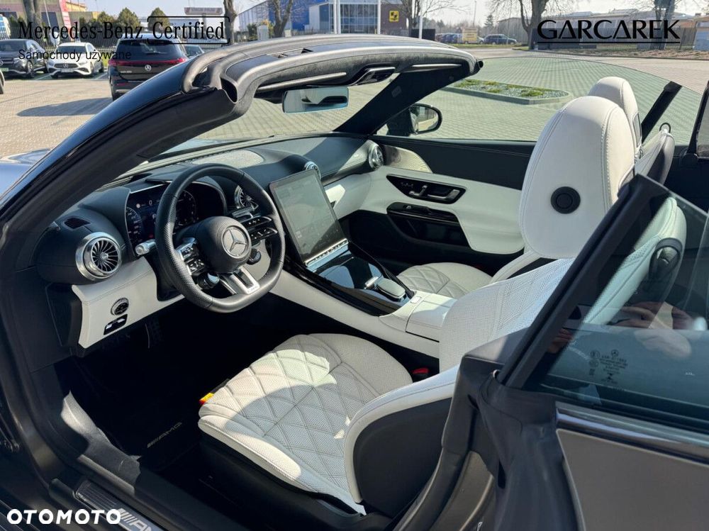 Mercedes-Benz SL AMG 63 4-Matic+ - 13