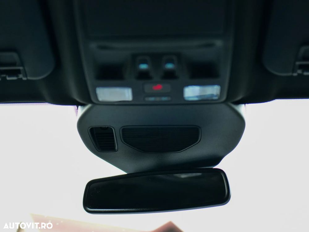 Ford Kuga 1.5 EcoBlue A8 FWD ST Line X - 33