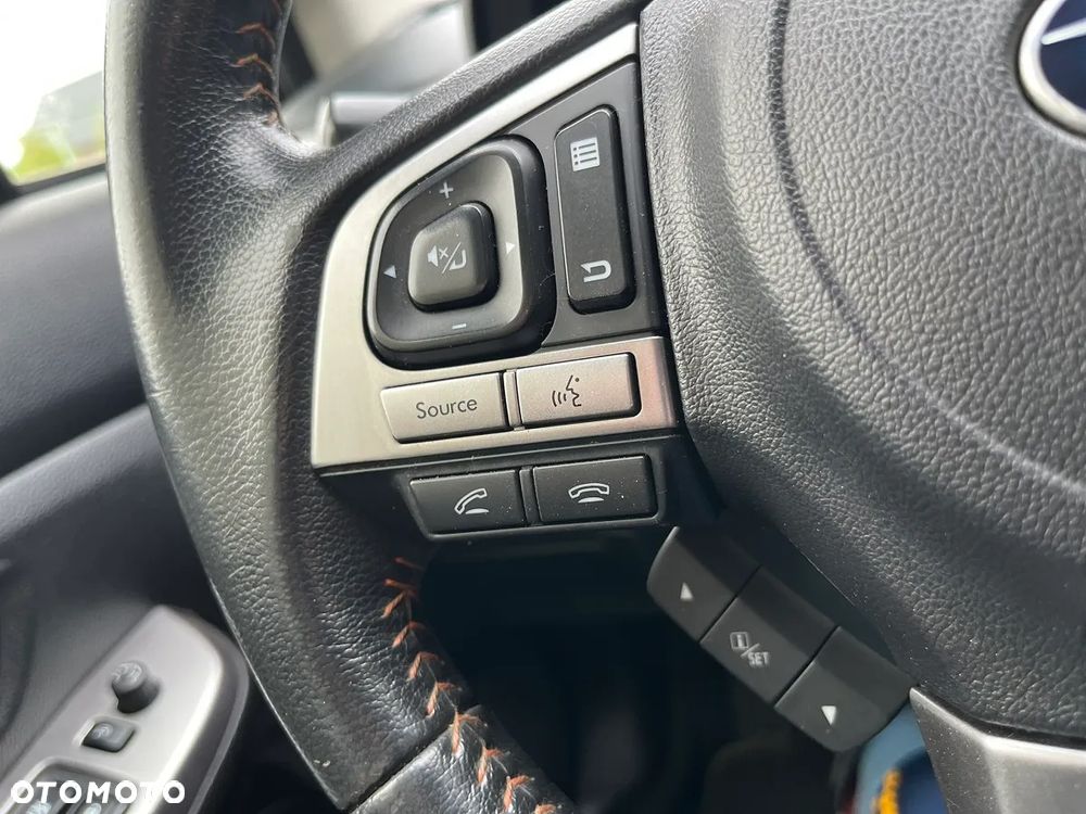 Subaru XV 2.0 i Exclusive Lineartronic - 17