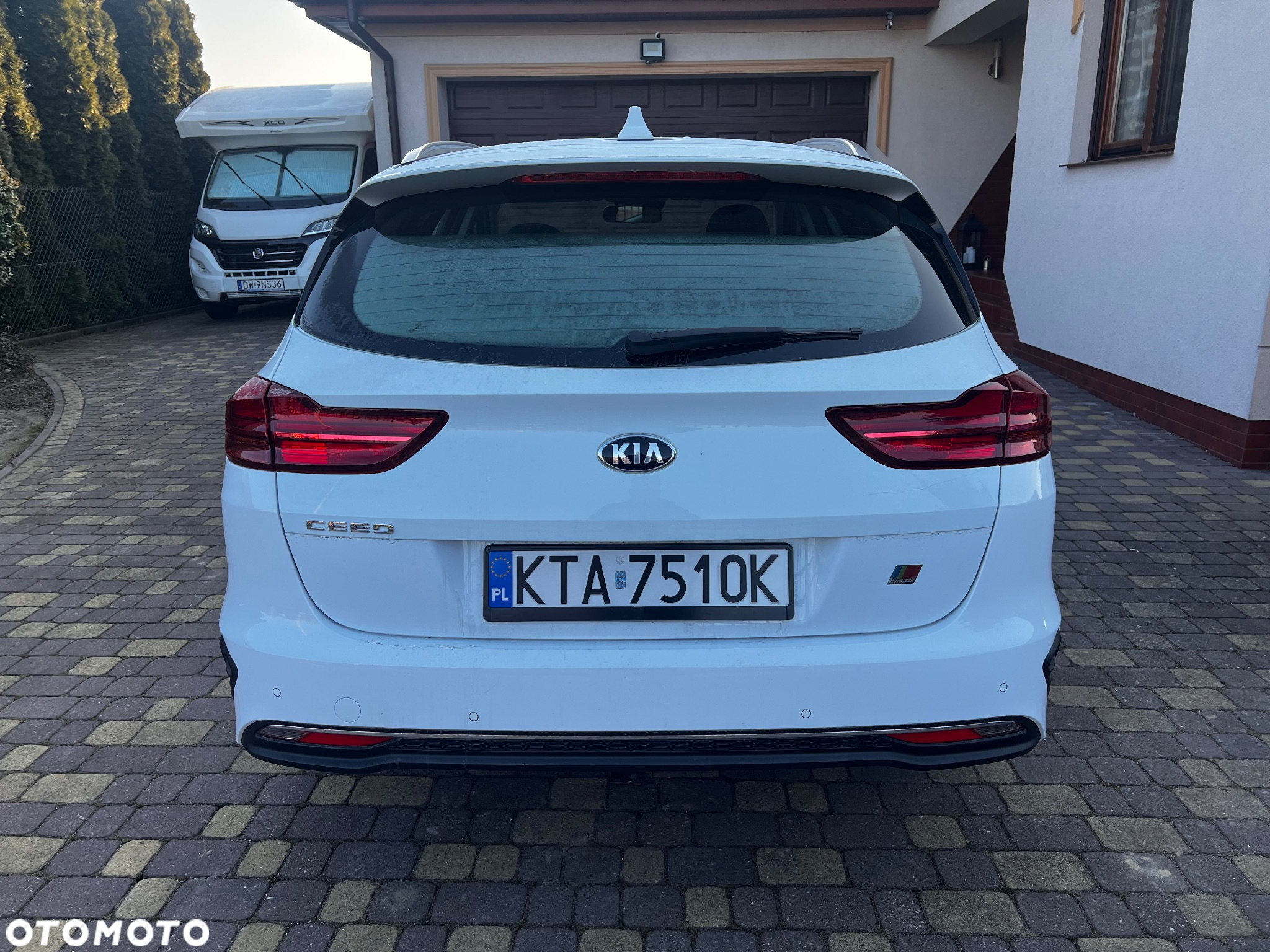 Kia Ceed 1.5 T-GDI Business Line - 12