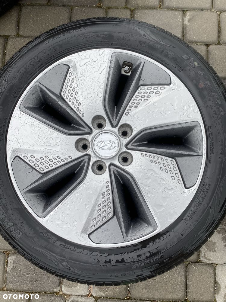 Alufelgi 5x114,3 17 cali Hyundai Kona Sportage ix35 lato 215/55/17 - 4