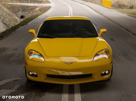 Chevrolet Corvette - 2