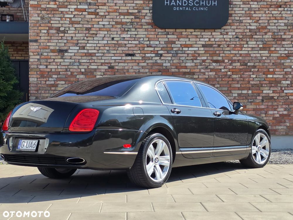Bentley Flying Spur - 29
