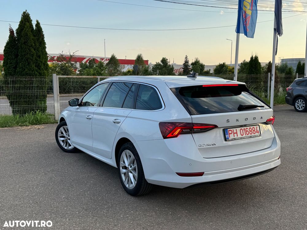 Skoda Octavia 2.0 TDI STYLE DSG - 17