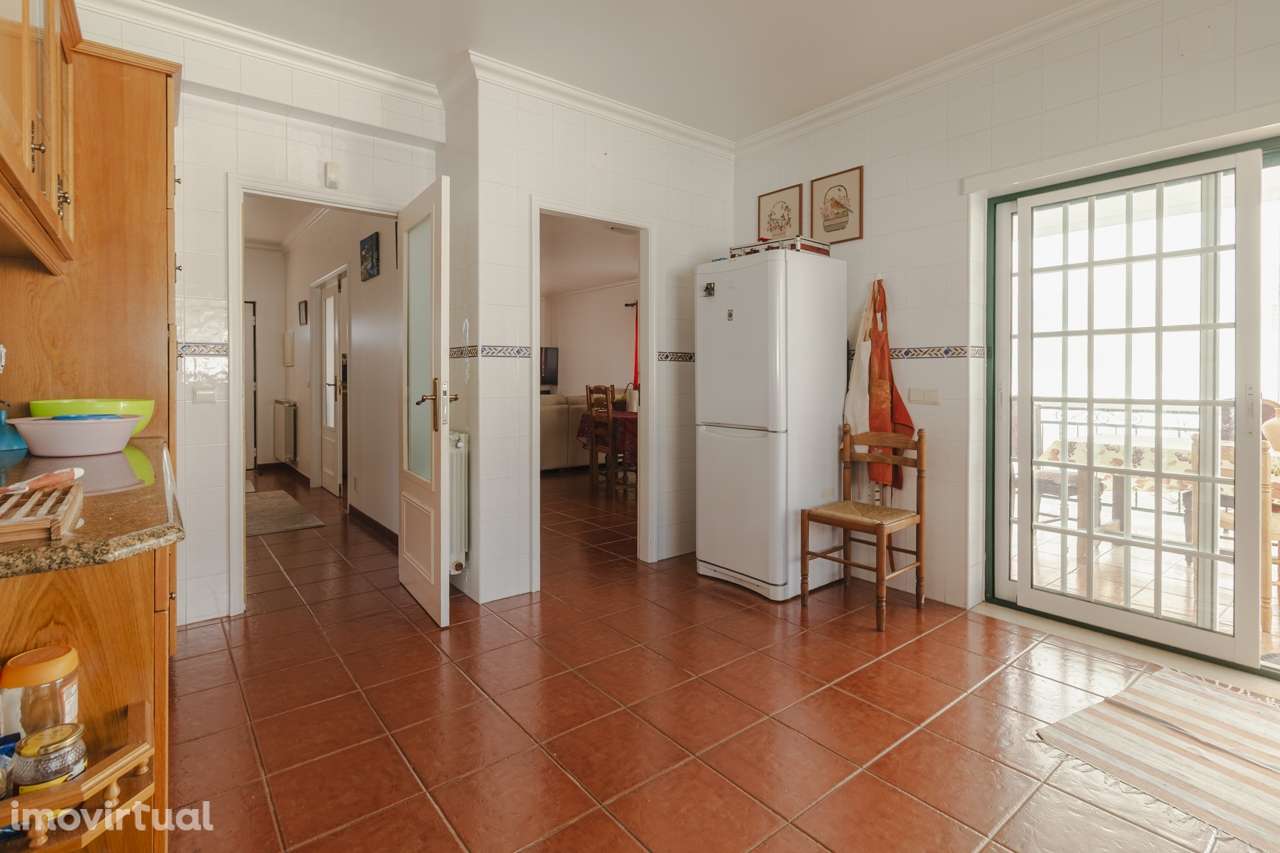 Moradia Isolada T4 / Casal de Matos / Leiria - Grande imagem: 3/51