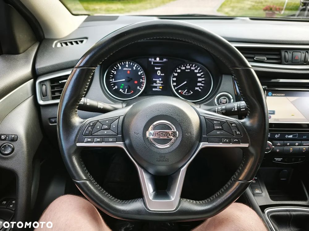 Nissan Qashqai 1.6 DIG-T N-Connecta - 35