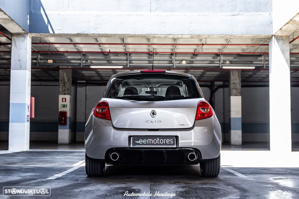 Renault Clio 2.0 16V RS - 4
