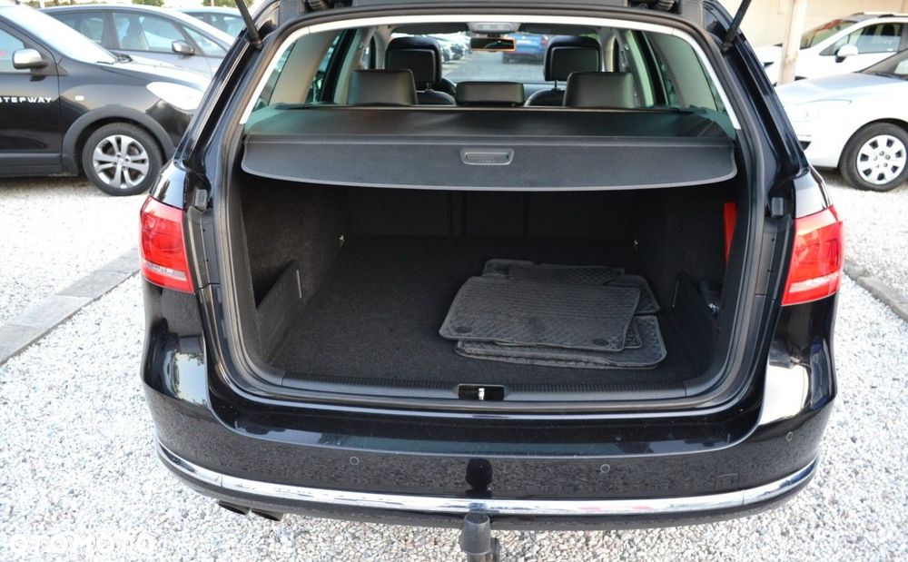 Volkswagen Passat - 9